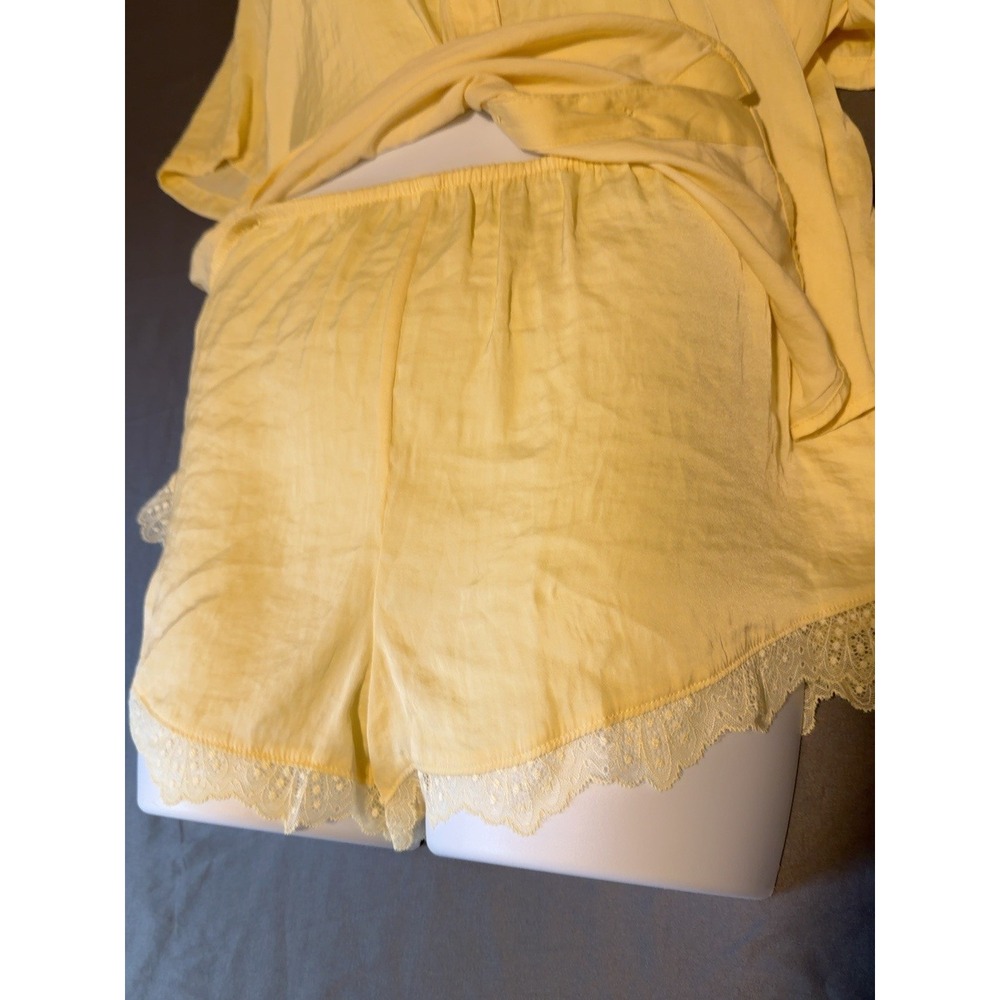 Auden Luxury Collection Pajama Set XL Yellow Lace Trim Button Front Sleepwear - Picture 4 of 9